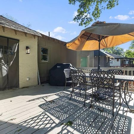 Designer Home: King Beds, Luxe Bath+Free Parking! Atlanta Exterior photo
